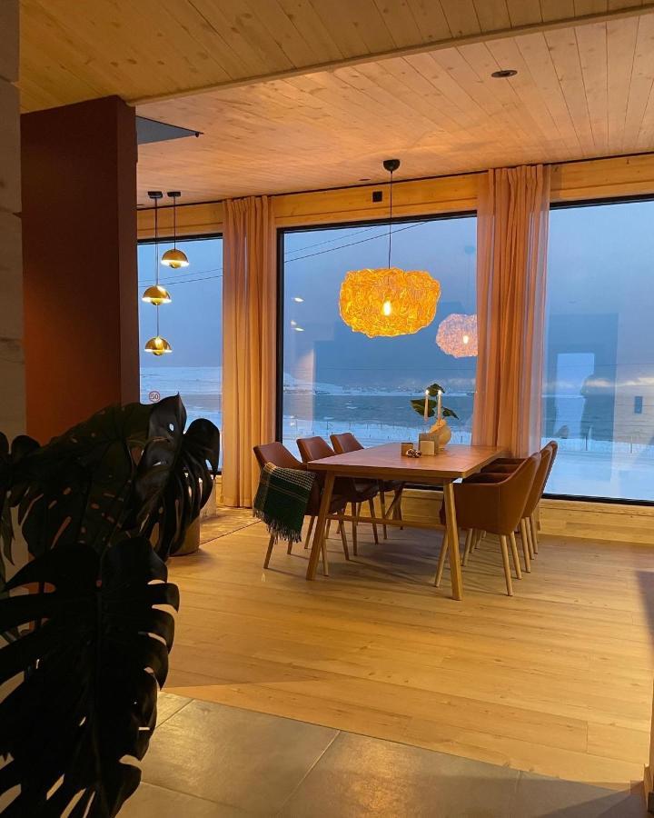 Ekkeroy Lodge - Arctic Living Vadsø Extérieur photo