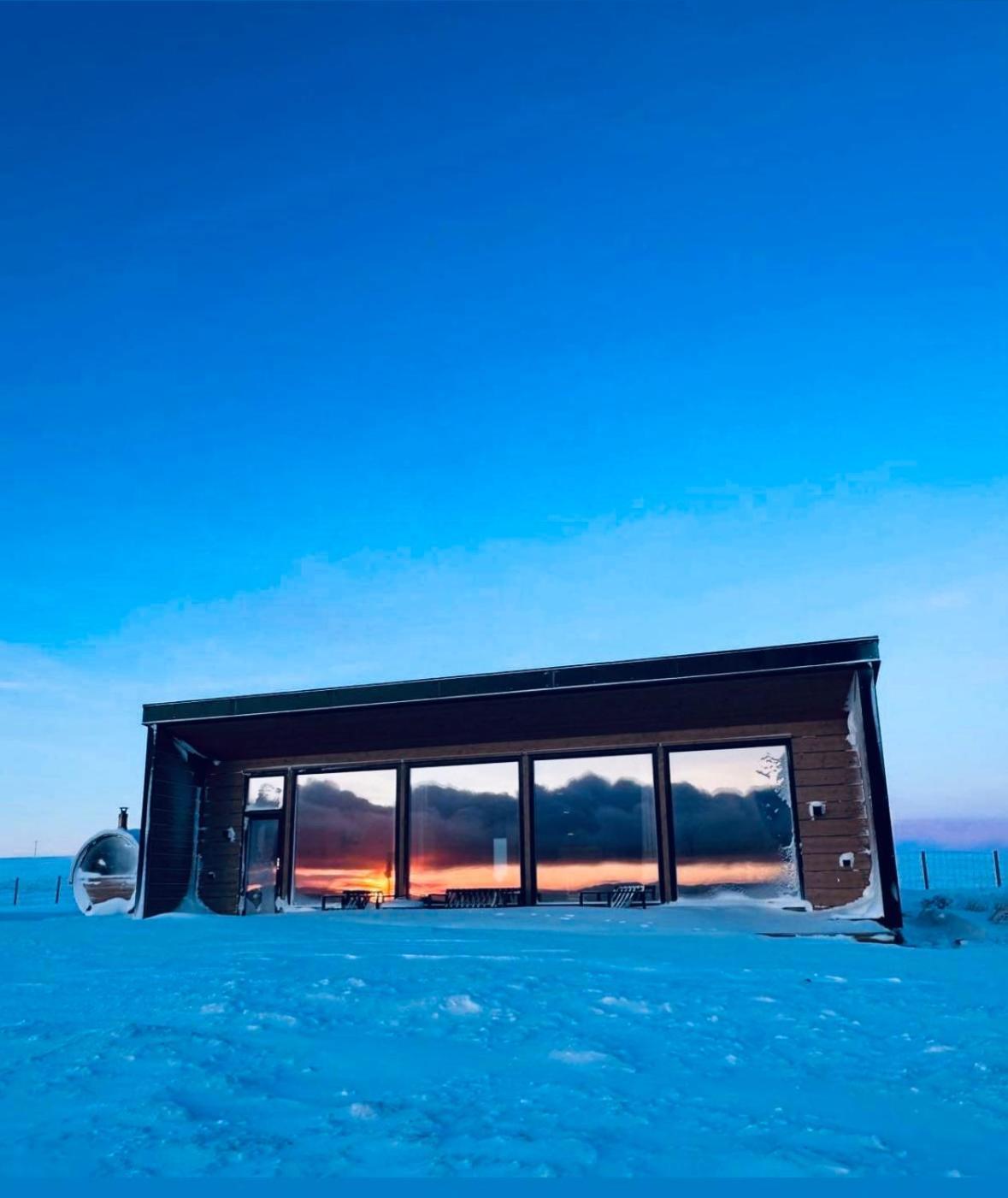Ekkeroy Lodge - Arctic Living Vadsø Extérieur photo